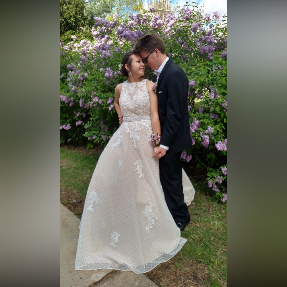 Swiss Dot Net with Lace Appliques and Beading Mori Lee Prom Dress/Wedding Dress